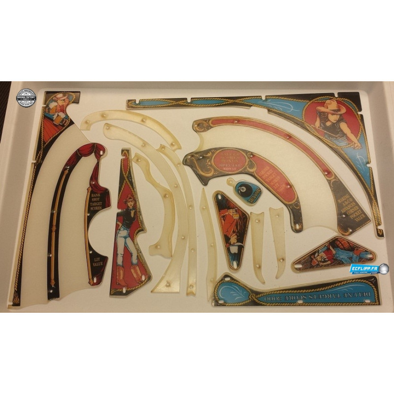 Eight Ball deluxe plastics set