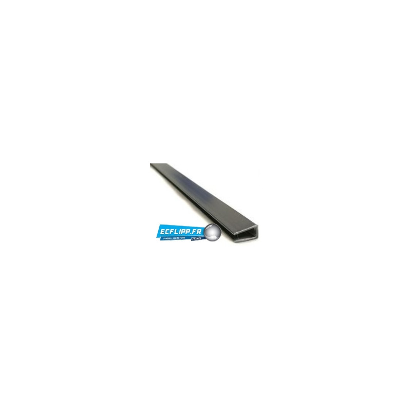 Side trim system 11